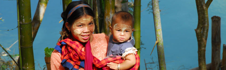 Birmese make-up: Thanaka!