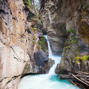 Canada-Banff-Johnston-Canyon_2_506721
