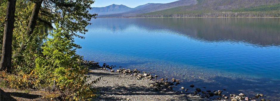 Canada-Waterton-National-Park-Lake_1_503721