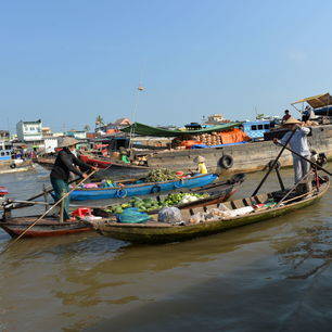 Vietnam-Mekongdelta-drijvende-markt-locals