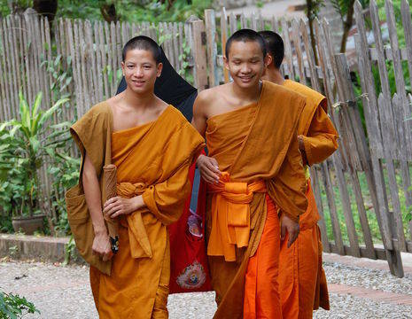 Luang-Prabang-Omgeving-Monniken_2_413933