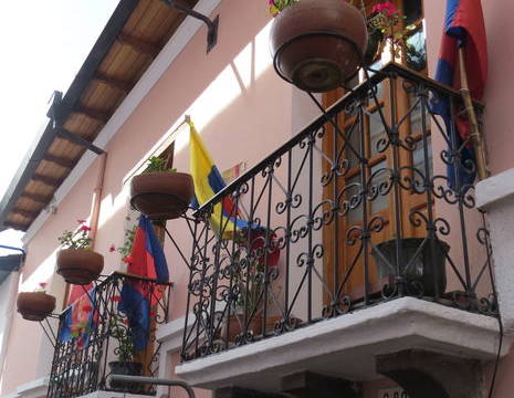 Ecuador-Quito-sfeervolle-straat