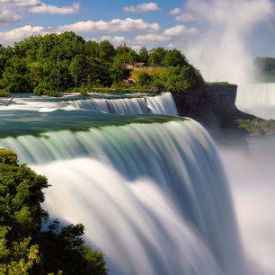 Amerika-Niagara-Falls-Close-Up