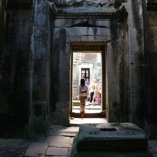 Cambodja-SiemReap-AngkorWat-openingtempel(8)