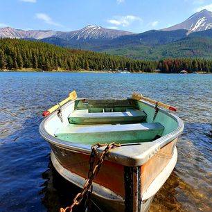 Canada-Jasper-Maligne-Lake