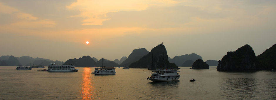 Vietnam-Halong-Bay-zonsondergang3_1