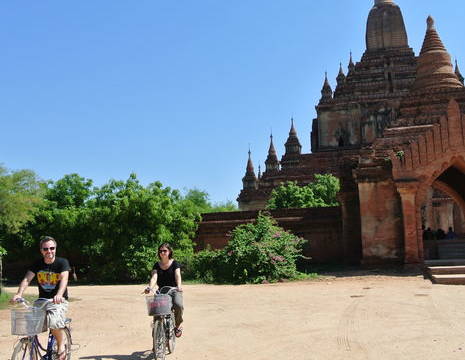 Myanmar-Bagan-fietsen(8)