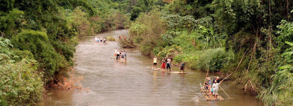 Thailand-Chiangmai-bamboo-rafts(2)