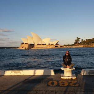 Australie-Sydney-opera-house-medewerkster-Melany