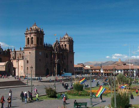 De-gezellige-straten-van-Cuzco-kunnen-niet-ontbreken(12)
