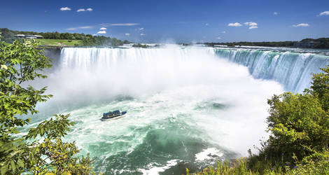 Een natuurwonder zijn de Niagara Falls in Canada
