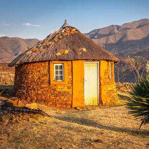 Lesotho-rondavel-huis_2_304403