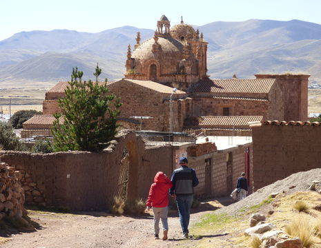Puno-Cuzco-Ruines_1_416689
