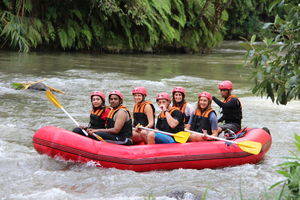 Kota Kinabalu, Kiulu river rafting