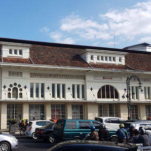 Java-Bandung-Koloniaal-Gebouw