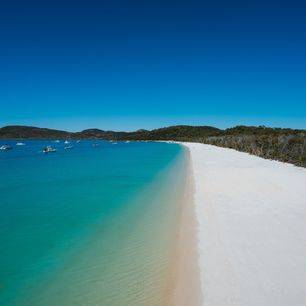 Australie-Whitsundays-parelwit-zandstrand