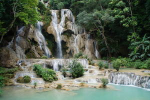 De prachtige Kuang Si watervallen!