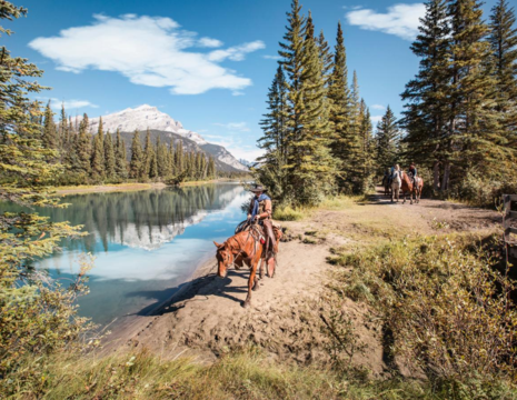 Canada-Banff-Paardrijden-Bow-River