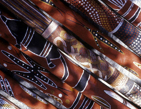 Australie-Alice-Springs-Didgeridoos_1_573110