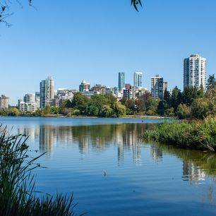 Canada-Vancouver-Stanley-Park-Skyline