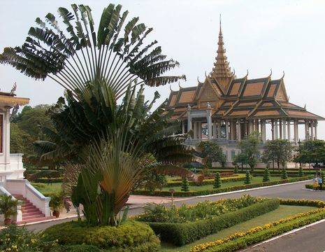 Cambodja-PhnomPenh-royalpalaceenzilverpagode(17)