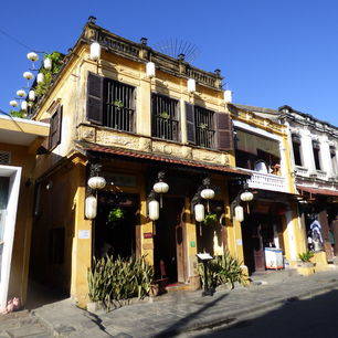 Vietnam-Hoi-An-kleurrijke-huizen-An-Bang_1_480311