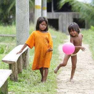 Colombia-Amanzone-spelende-kinderen_1_486360